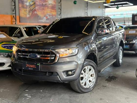 FORD RANGER 3.2 XLT 4X4 CD 20V DIESEL 4P AUTOMÁTICO FORD RANGER 3.2 XLT 4X4 CD 20V DIESEL 4P AUTOMÁTICO